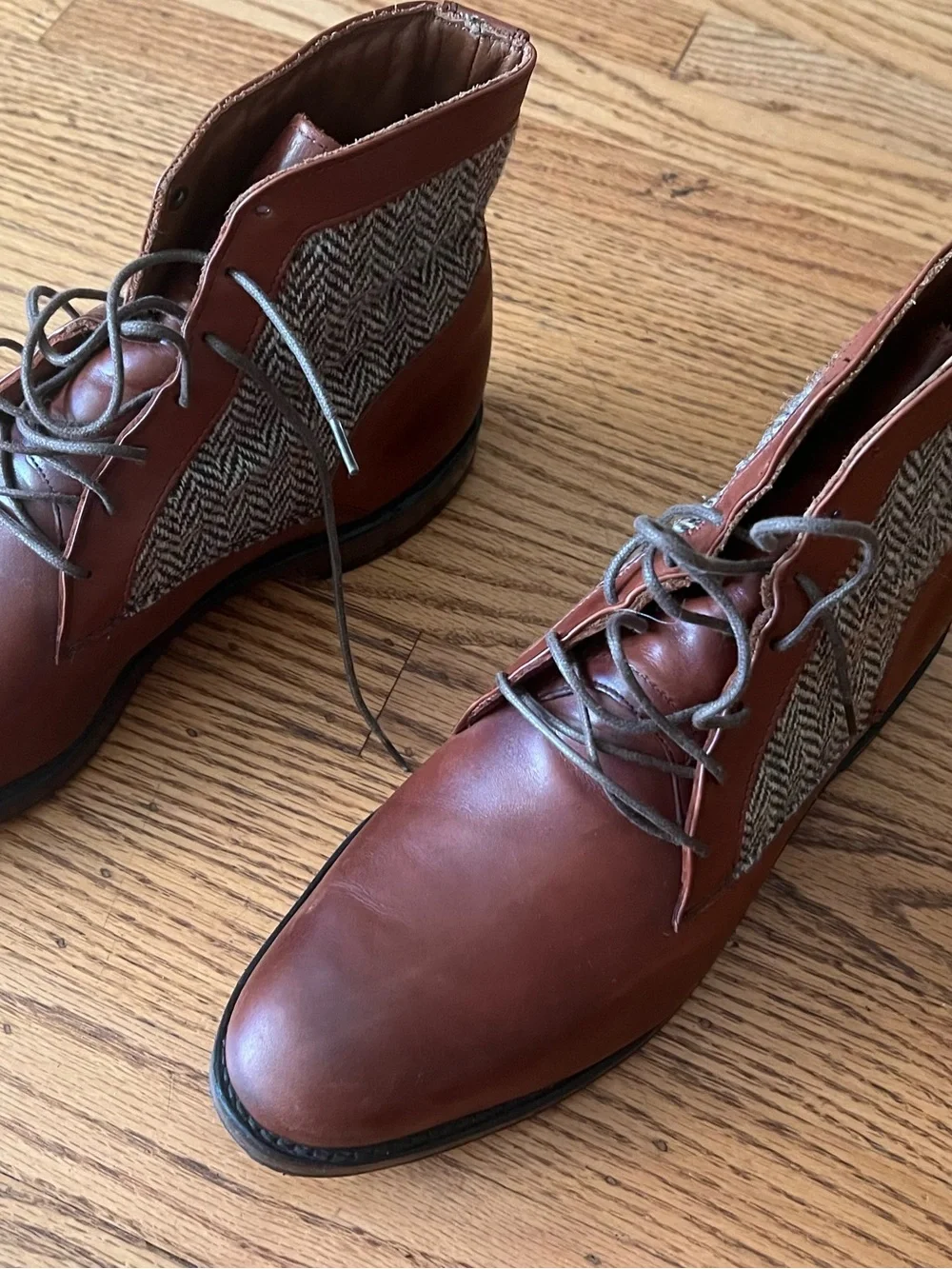 Like New Allen Edmonds Shaker Heights Leather & Tweed Boots Mens 9.5